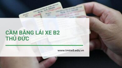 cầm bằng lái xe B2 Thủ Đức